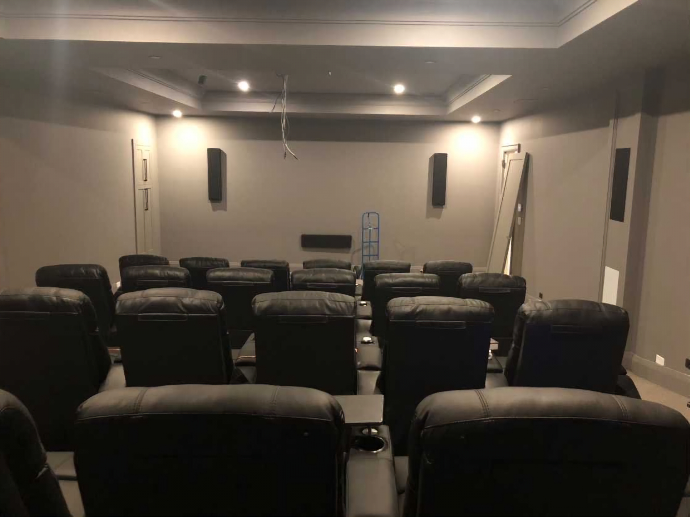 Custom home theater with recessed lighting